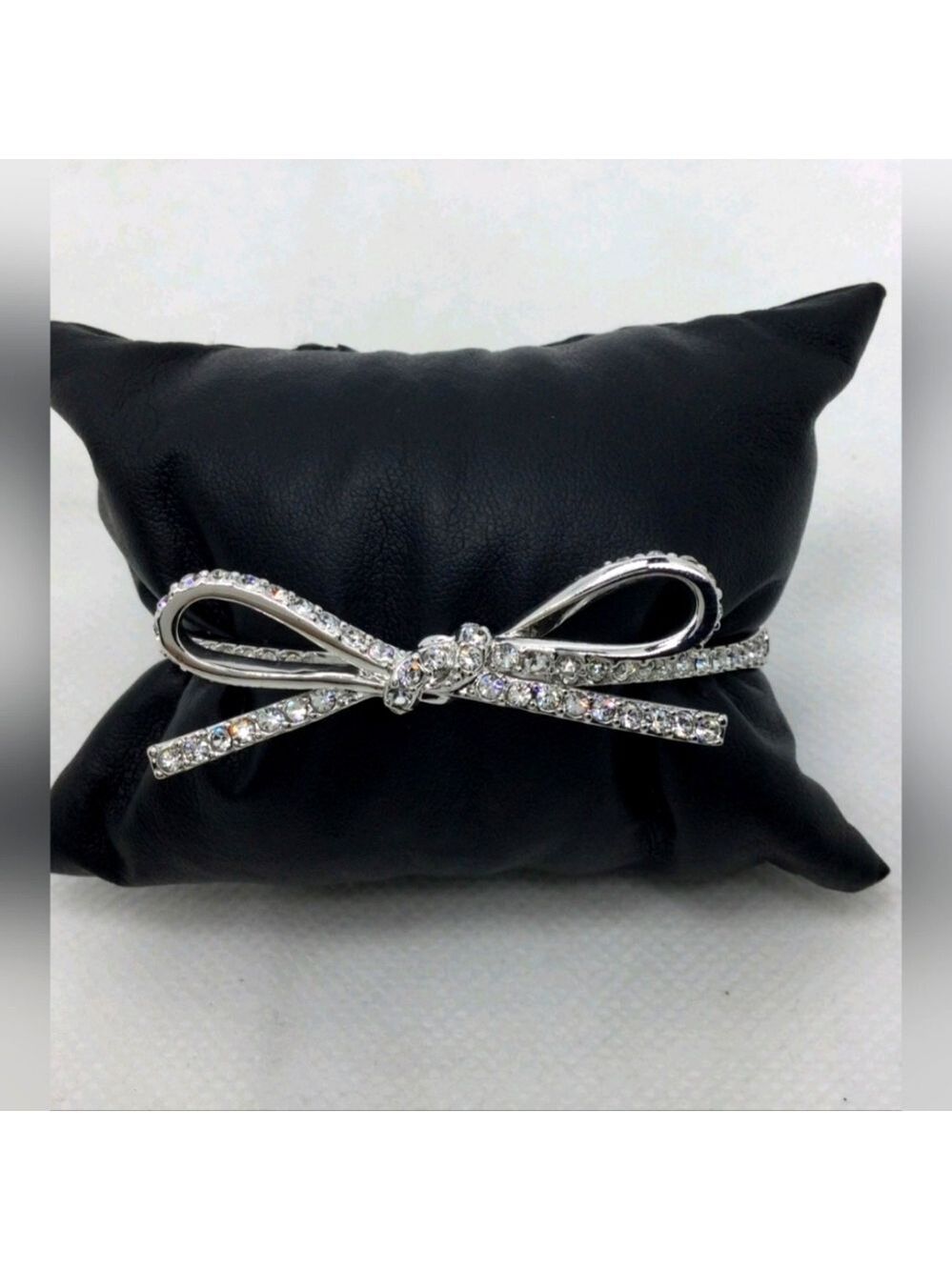 Kate Spade New York Pave Bow Hinged Bangle Bracelet 7" NWOT